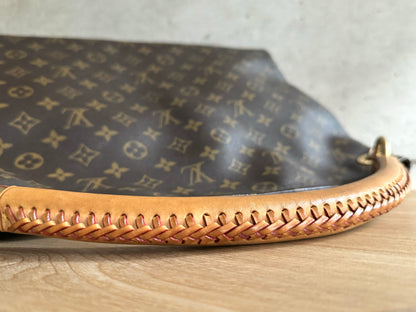 LOUIS VUITTON Monogram Artsy MM