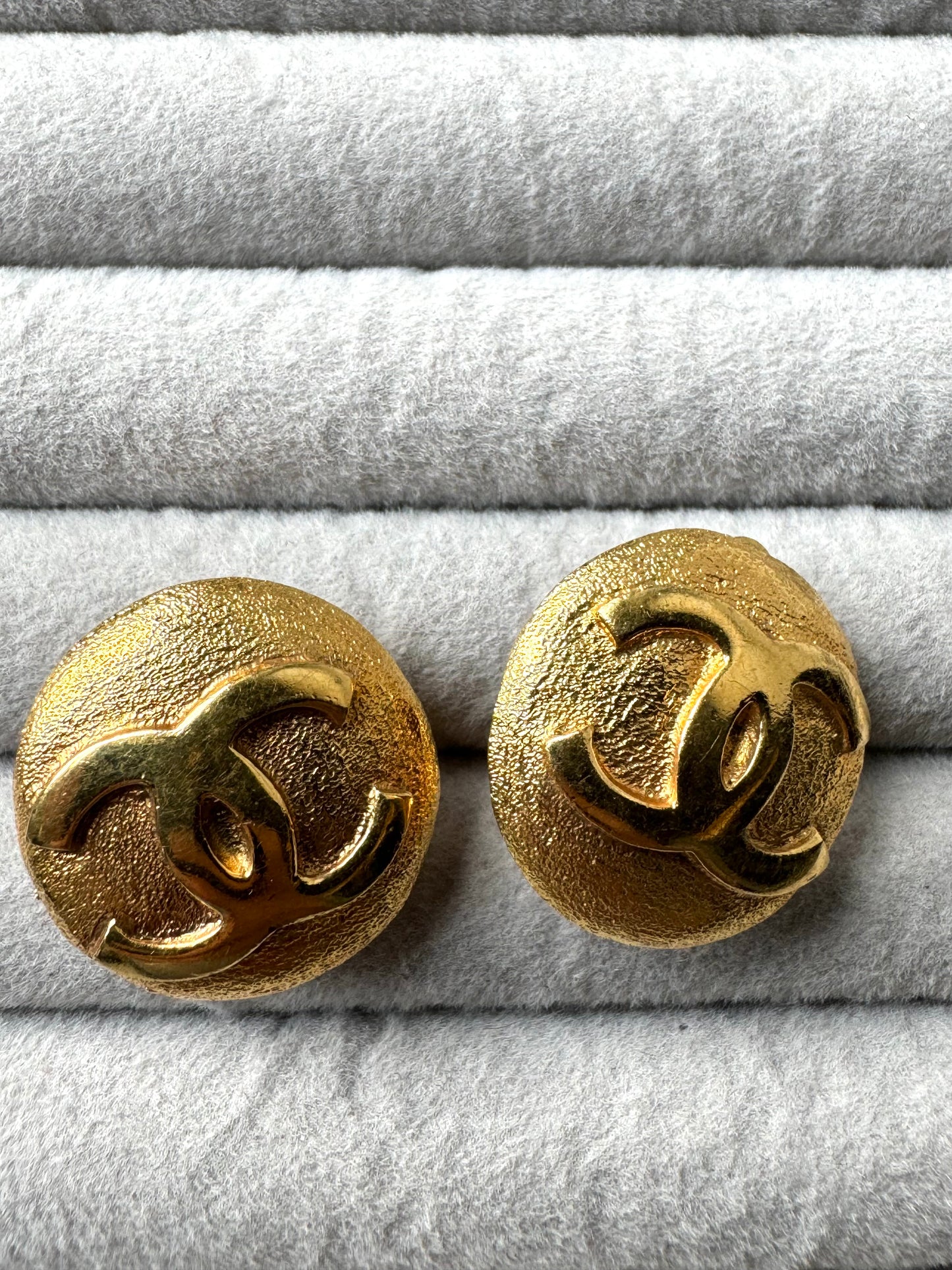 Chanel Gold CC Clip On Earrings