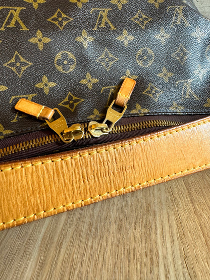 LOUIS VUITTON Monogram Sully MM