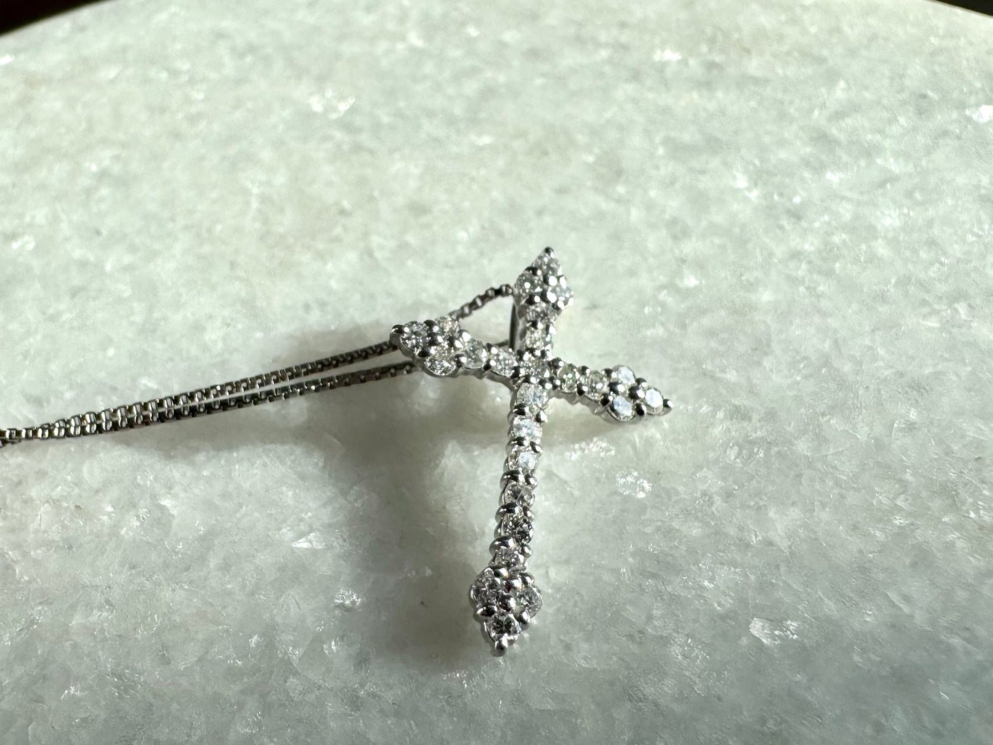 0.5ct Diamonds Cross Necklace in Platinum