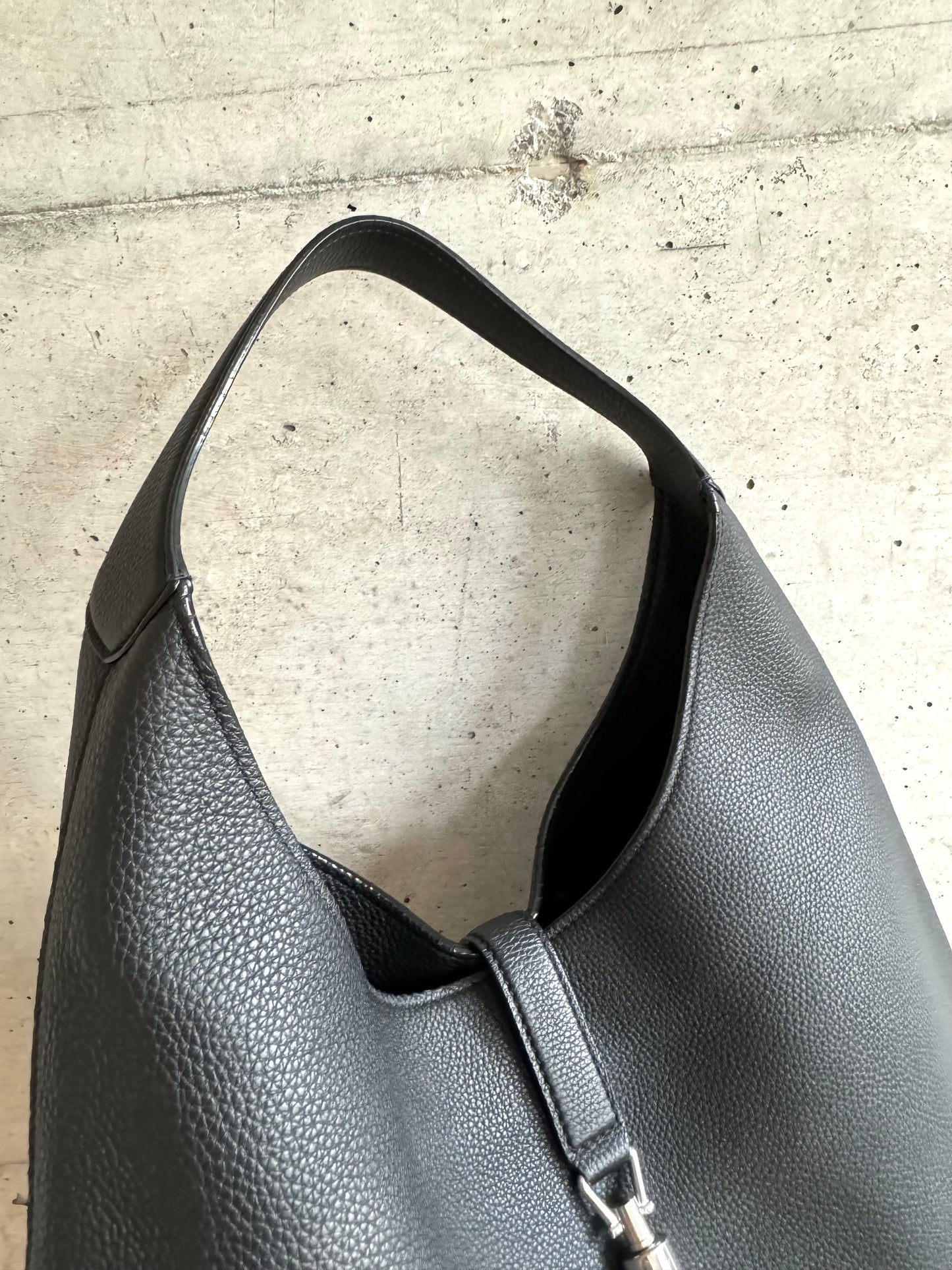 GUCCI Soft Grained Calfskin Large Jackie Hobo