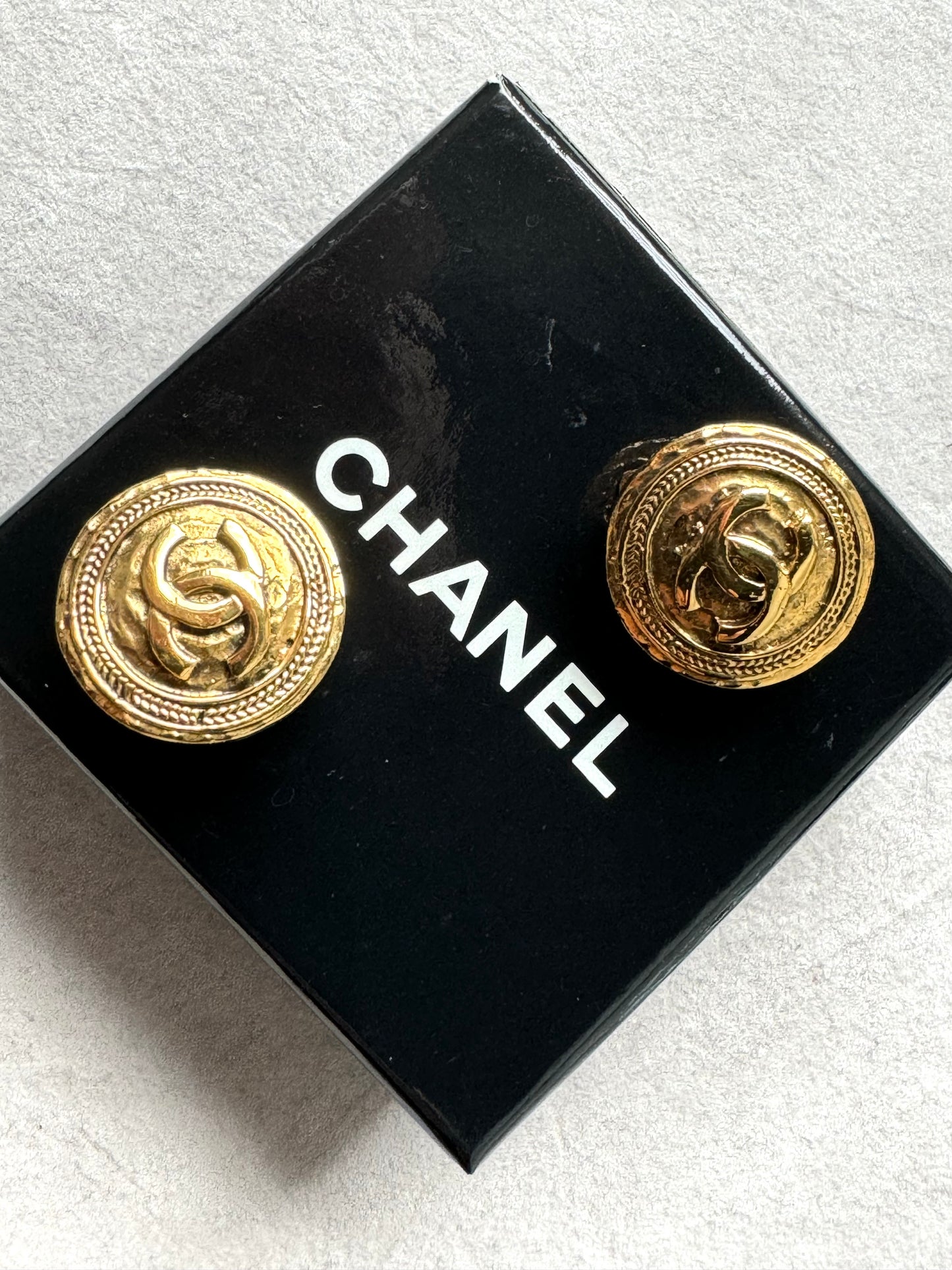 Chanel Gold CC Clip On Earrings