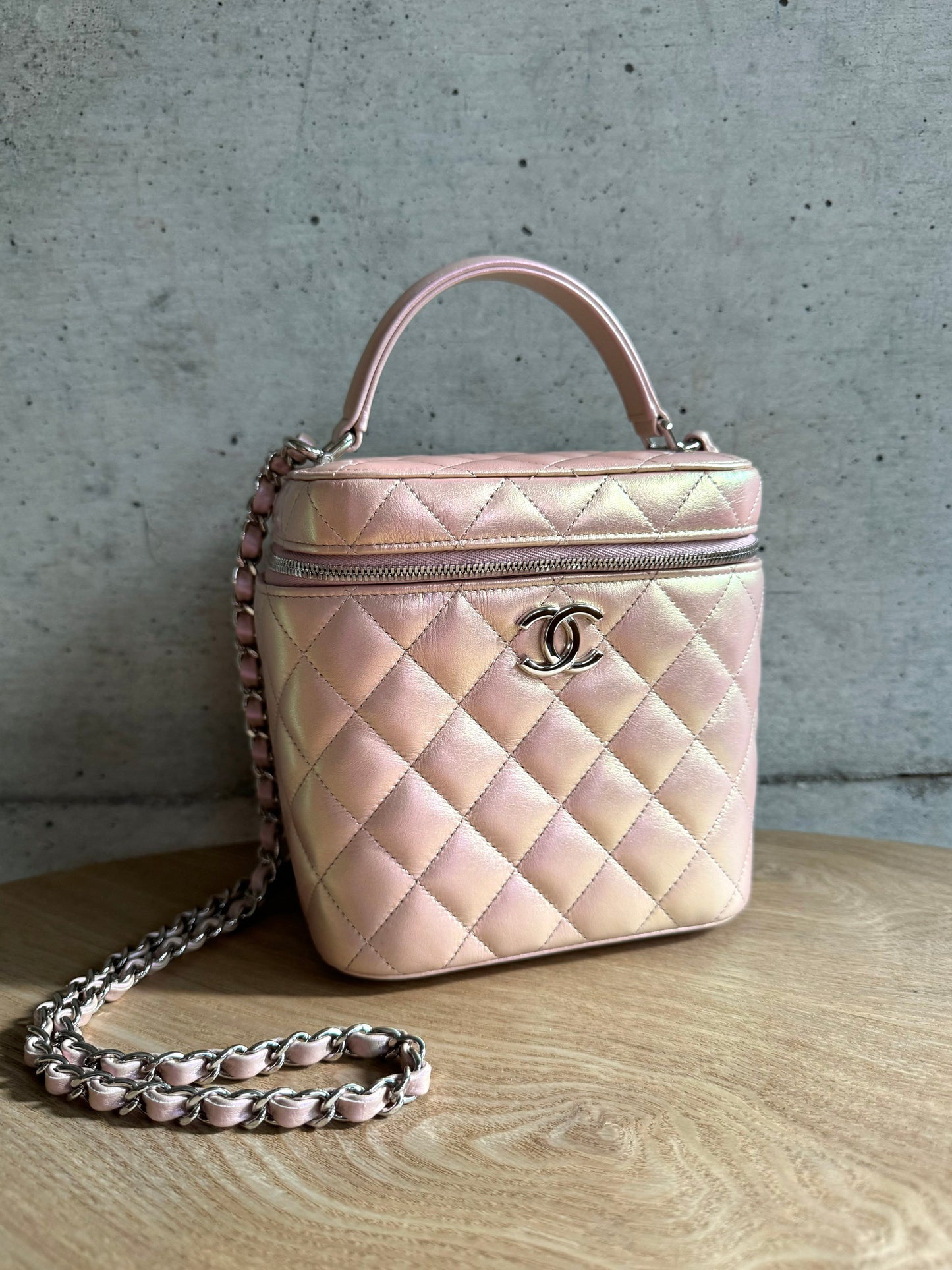 CHANEL Iridescent Calfskin Quilted Small Top Handle Vanity Case With Chain