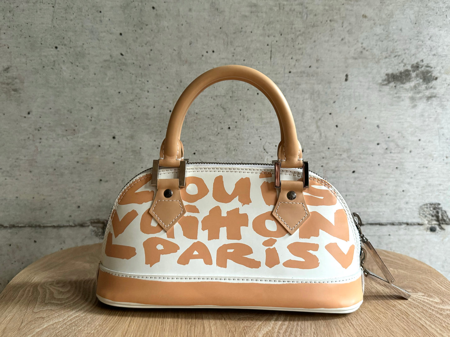 LOUIS VUITTON Graffiti Alma PM