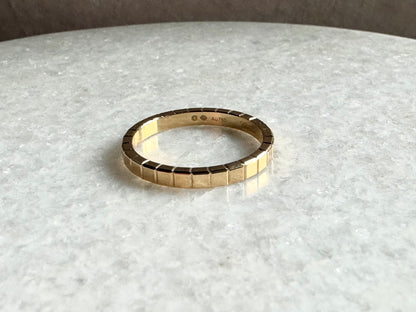 CHOPARD
18K Yellow Gold Ice Cube Band Ring