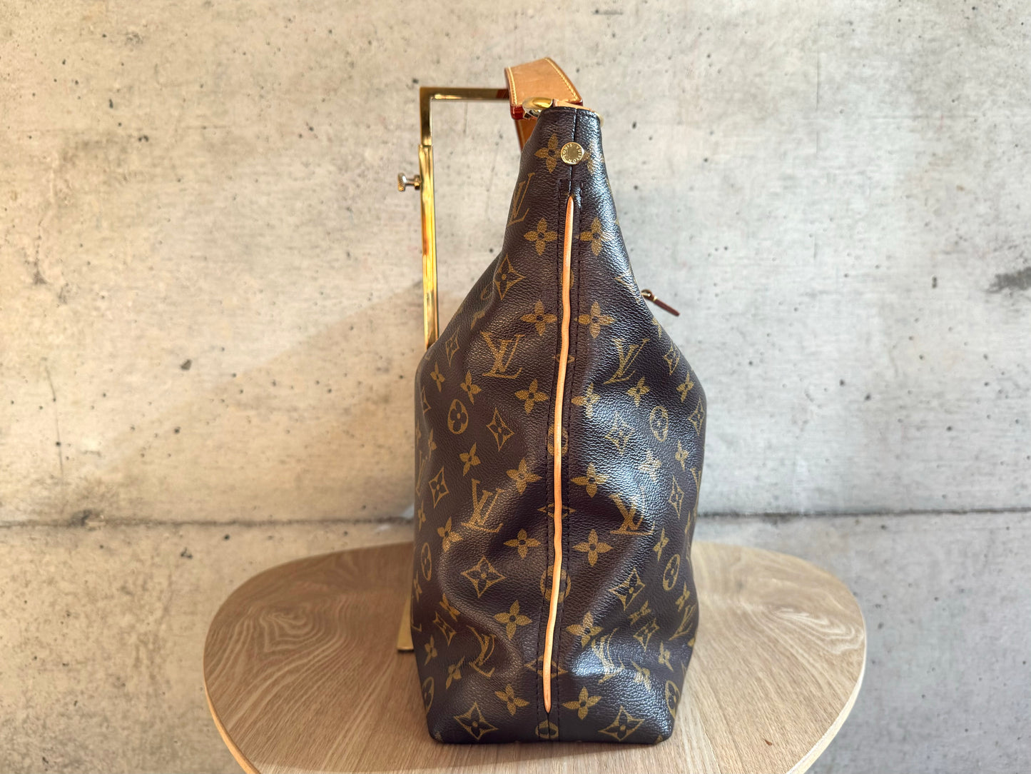 LOUIS VUITTON Monogram Sully MM