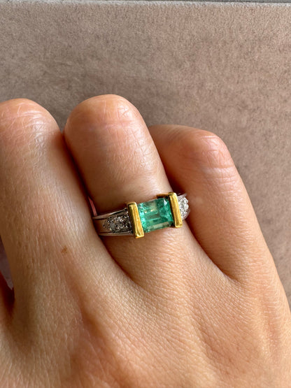 Ring with 1ct Emerald and 0.2ct Diamonds in Platinum and 18K Yellow Gold