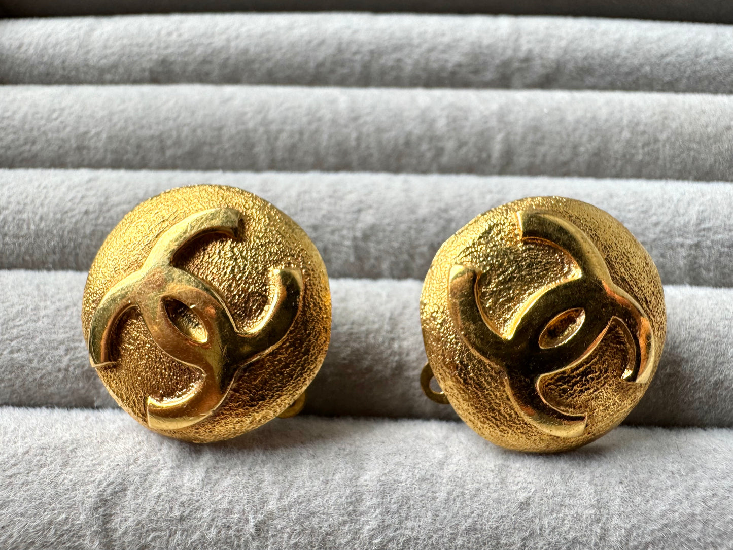 Chanel Gold CC Clip On Earrings