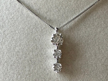 1.03ct Diamond Necklace in Platinum