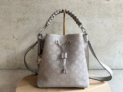 LOUIS VUITTON Mahina Muria Gris Souris