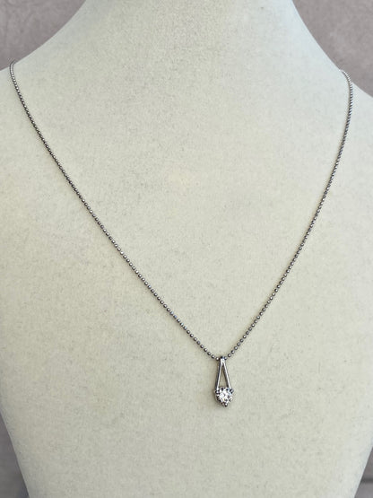 Diamond 0.3ct Necklace in Platinum