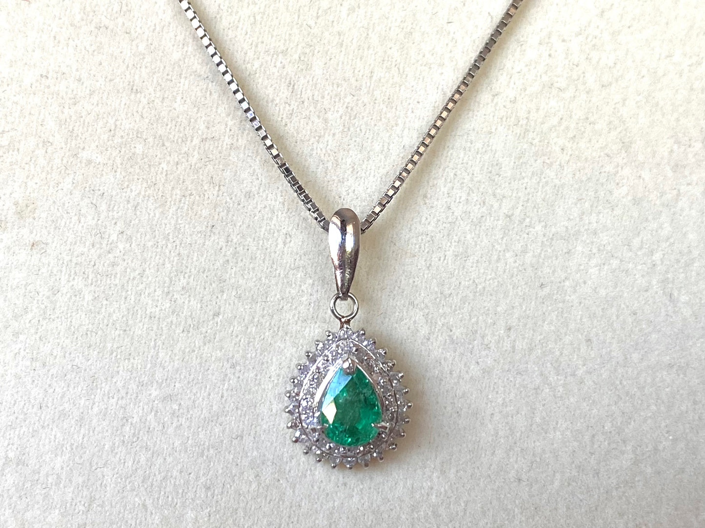 Pear Cut Emerald Pendant Necklace with Diamonds in Platinum