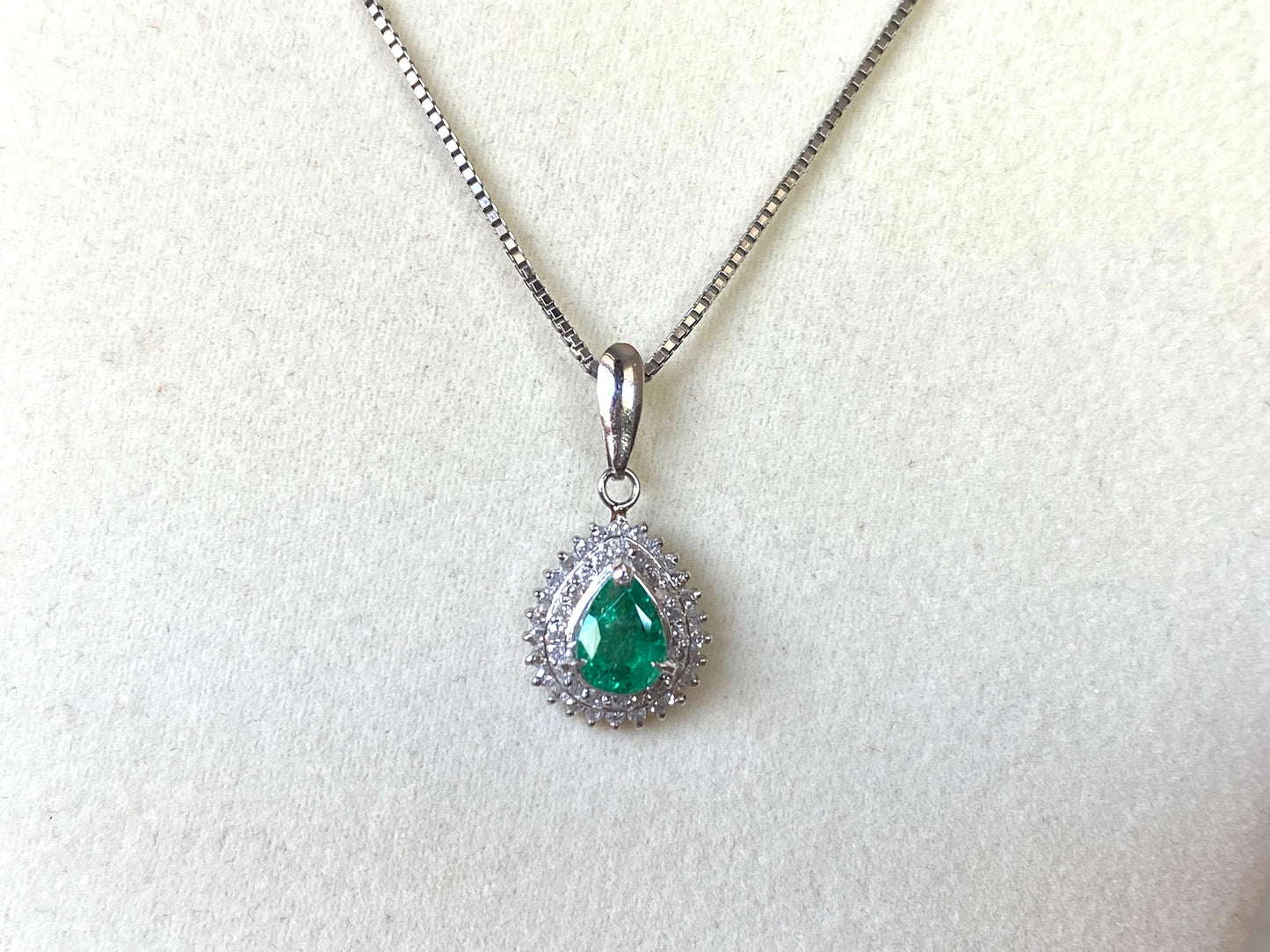 Pear Cut Emerald Pendant Necklace with Diamonds in Platinum