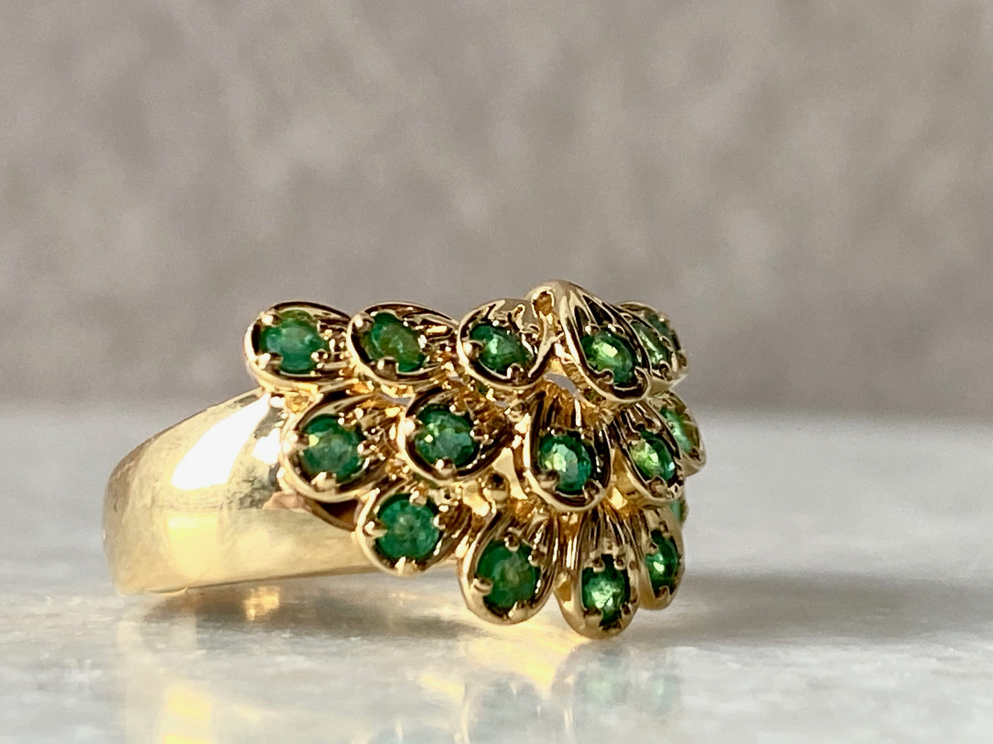 Emerald Ring in 18K Yellow Gold