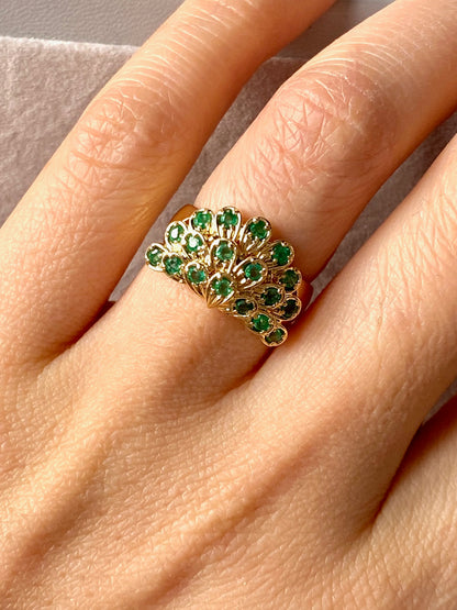 Emerald Ring in 18K Yellow Gold