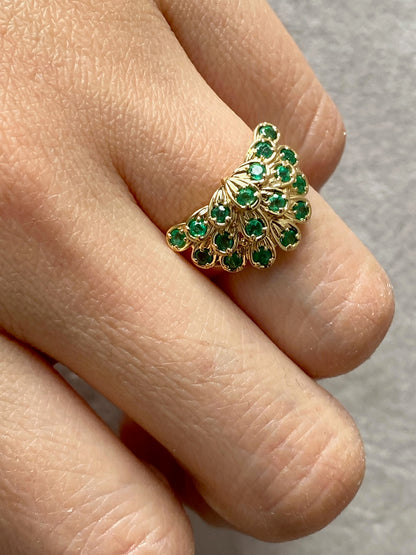 Emerald Ring in 18K Yellow Gold