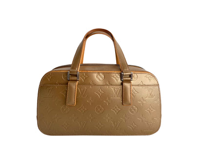 LOUIS VUITTON Mat Monogram Shelton Purse