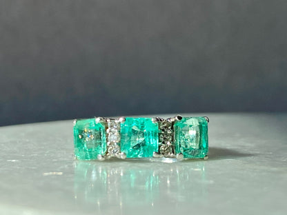 Emeralds and Diamonds Ring in Platinum