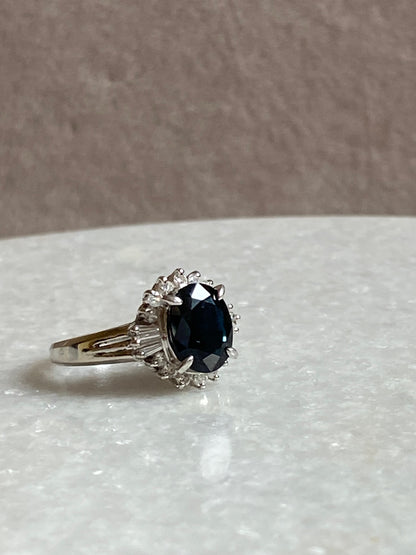 Oval Blue Sapphire Ring with Diamonds in Platinum